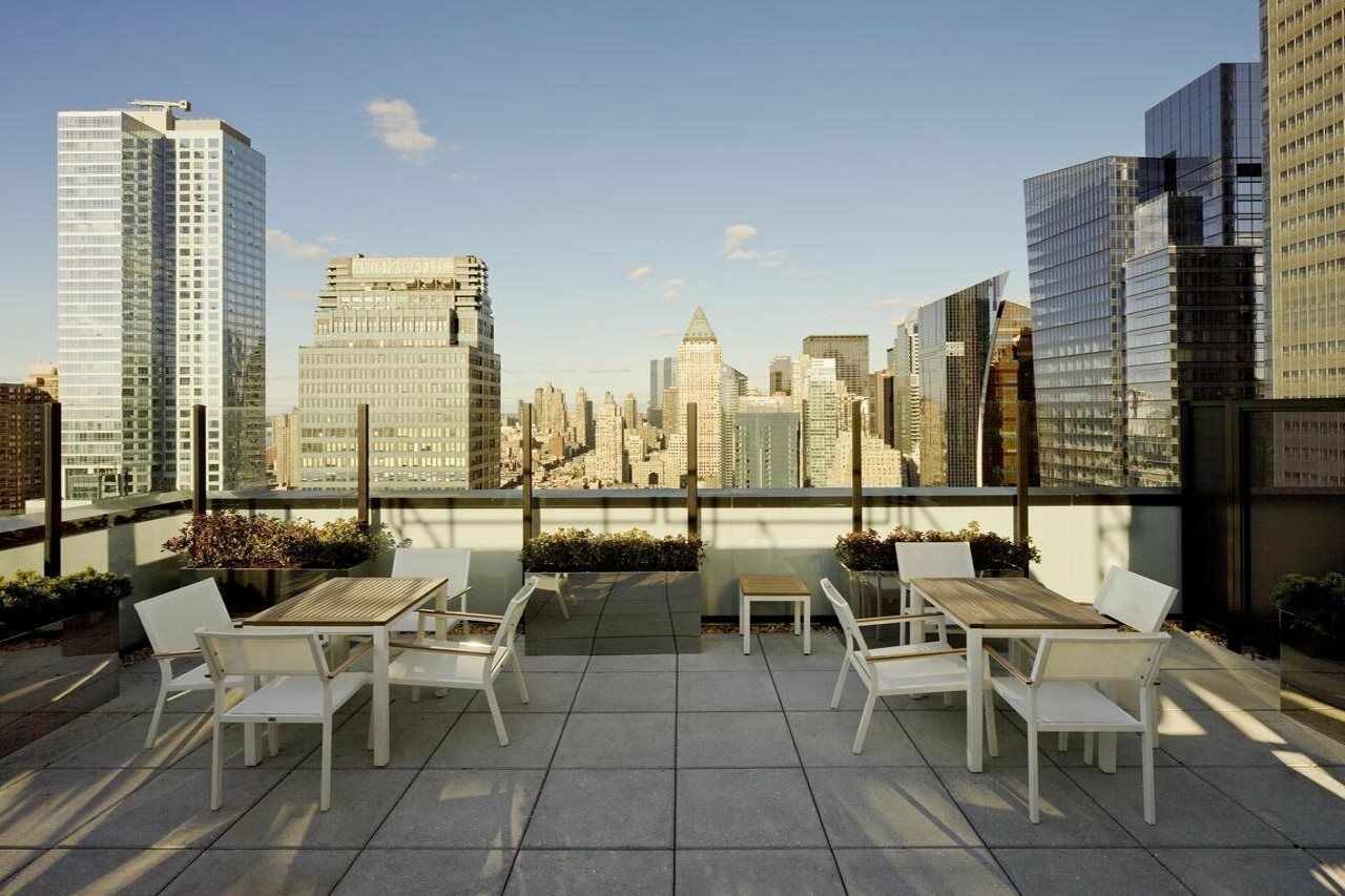 Element Times Square West Hotel New York Bagian luar foto